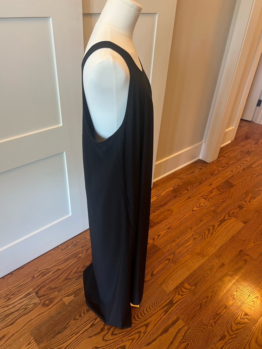 NWT- Athleta Black Presidio Traveler Maxi Dress- Size Large - Picture 5 of 10
